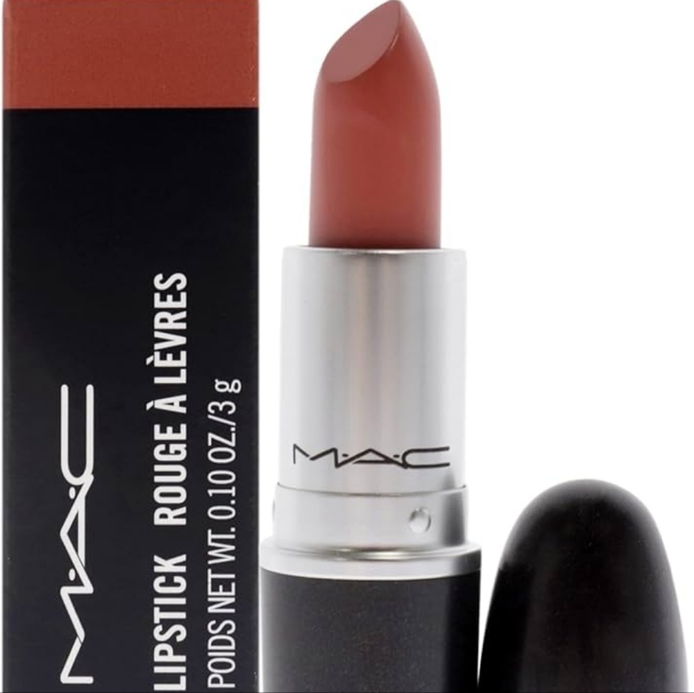 💕MAC Amplified Lipstick in Brick O Lay